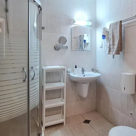 Tarsis Private Studio *
